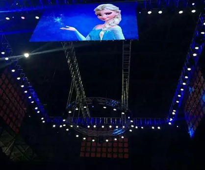 2015國際搏擊王爭(zhēng)霸賽室內(nèi)高清租賃吊裝屏 2015國際搏擊王爭(zhēng)霸賽室內(nèi)高清租賃吊裝屏